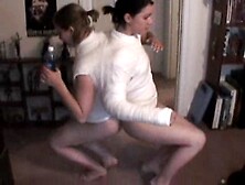 Samantha And Jessi - Castfetish Stuck Together