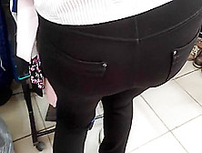 I Big Delucious Ass Milfs In Tight Pants