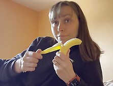 I Love Sucking On Bananas