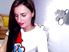 Tanned babe exposing her huge feet and toes with sexy nail polish on the webcam