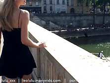 Flashing in paris