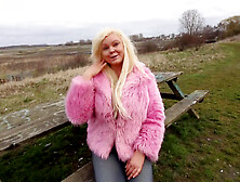 Barbie Swede Suck Cock In Public - Sex Movies Featuring Svenskporr