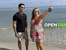 Matchless Lana Lee's side fuck sex