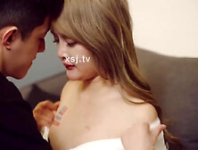 Sexy Bubble Butt Big Boobs Asian Girl Gets Fucked Deep At A Interview To Get The Job!