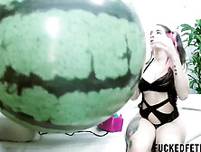 Inflantable Ridde Busted with High Boots Miss Rosario