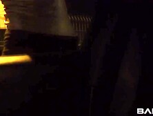 Chupando pênis em casa,  no carro e em qualquer outro lugar.