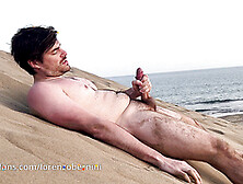 Wank On A Public Beach