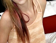 Hot Babe Grace Fingers Herself And Gets Licks From Her Boyfriend