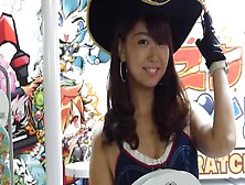 2014東京ゲームショウ、キャンギャルの美脚・フェチ動画（フルHd画質）Vol. 1