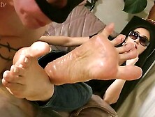 Goddess Leyla sweaty dirty soles