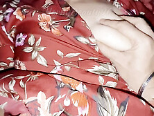 Step-sister shows how to fuck doggy style in this Indian homemade clip