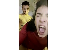 Je me suis prise une énorme queue dans mon cul alors que je faisais la vaisselle !