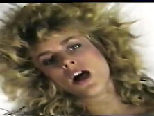 Barbara Dare,  su carita muestra como goza