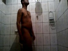 Spycam - My Cousin In The Shower