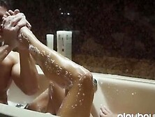 European Beauty Teen Blows Her Bf In The Bath (Chrissy Fox)