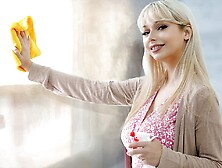 PervMom - Lucky Dude Slides His Dick Between His Hot Stepmom Jessica Starling's Huge Natural Boobs