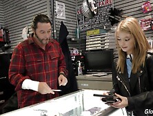 Sweet Hannah Hays plays with a big black cock in the glory hole