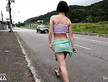 Conheci Essa Gostosa Numa Orgia, E Depois Fomos Transando Dentro Do Uber Ate a Praia!