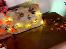 Ele quiz travessura em vez de doces, acabei chupando o pau dele