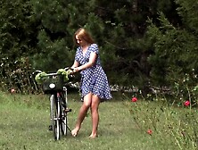 Blonde with a pretty face is going to get rammed hard